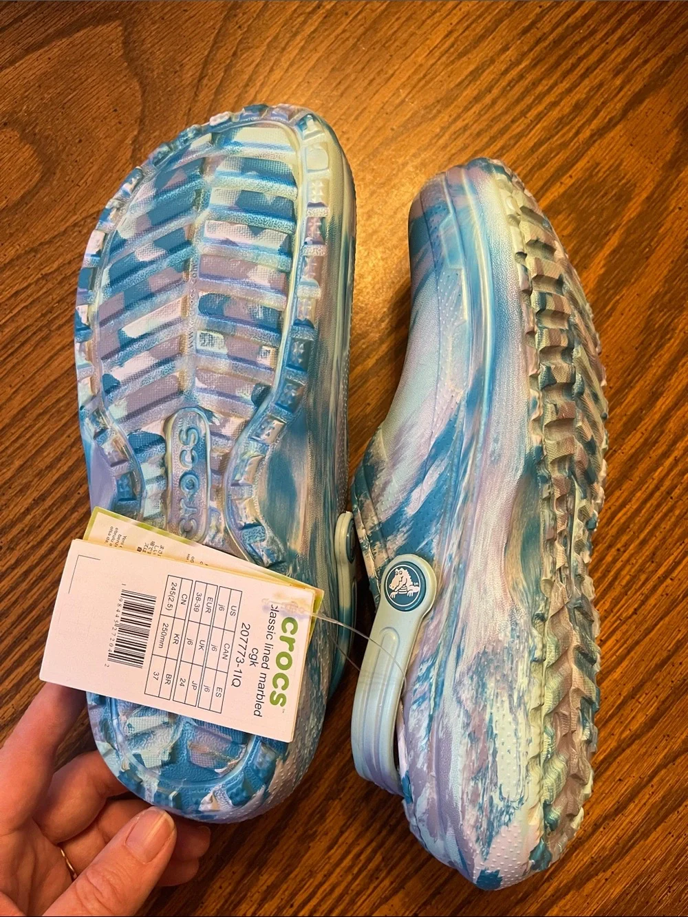 CROCS Kids Swirl Lined Clog in Pastel Blue & Purple NWT